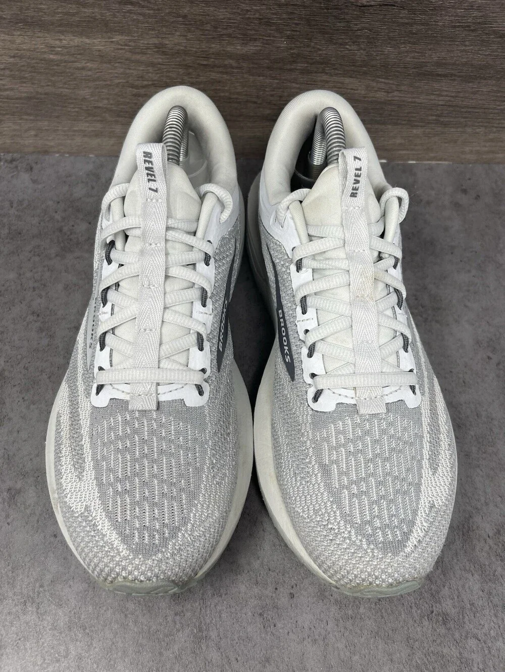 Brooks Revel 7 Size 10 Womens White Grey DNA Running Walking Athletic Shoes